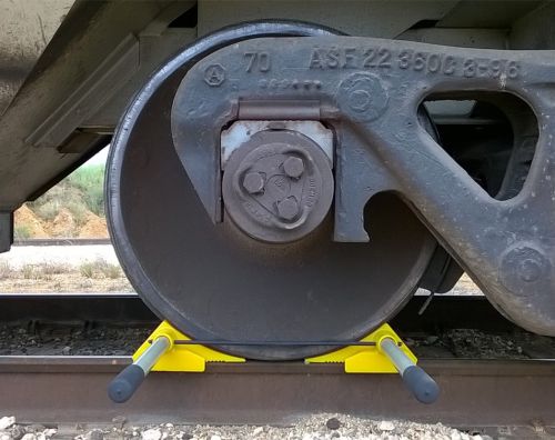 WHEEL CHOCK